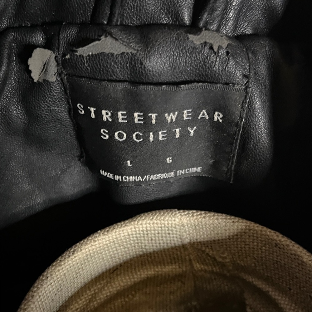 😄Streetwear society faux leather jacket zippers large - Picture 2 of 8